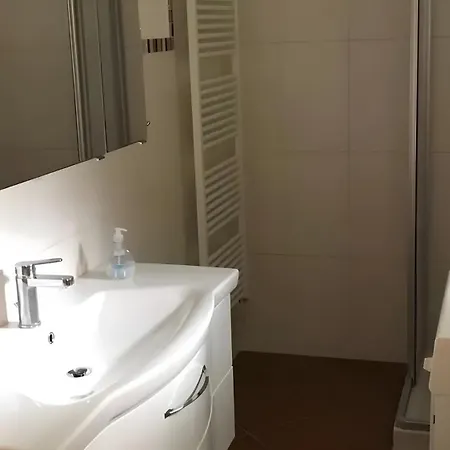 Strandhaus Fuer 6 Personen 100 M² * Graal-Mueritz