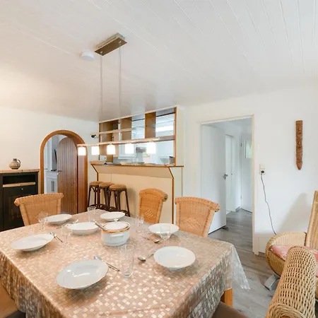 Ferienhaus Strandhaus Für 6 Personen 100 M² Graal-Mueritz